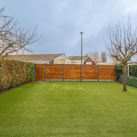 Apartment Cosy Coastal With Private Garden